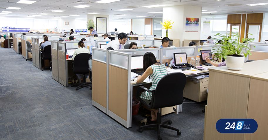 Khu vực văn phòng, phòng điều khiển và kho quỹ