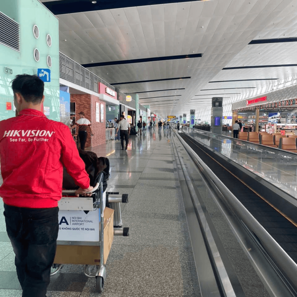 Trang chủ 14 Lắp đặt hệ thống camera cho Sân Bay Nội Bài